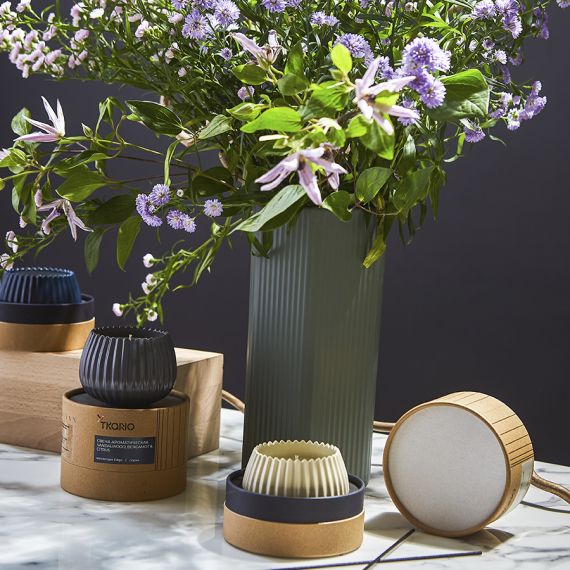 Свеча ароматическая Hugs and Cookies из коллекции Edge, бежевый, 30 ч, Tkano, изображение 9